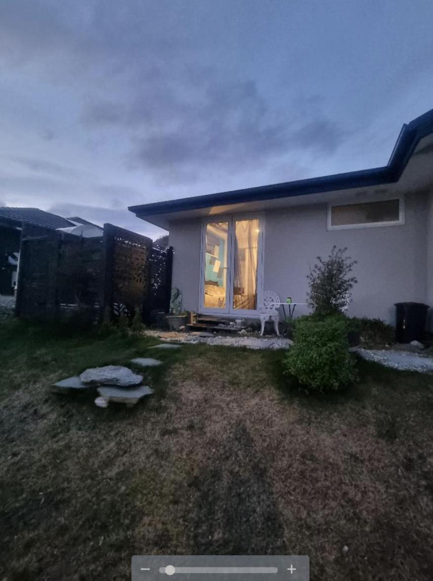 Banbury Deluxe With Spa Bath! Private Courtyard! Queenstown Exterior foto